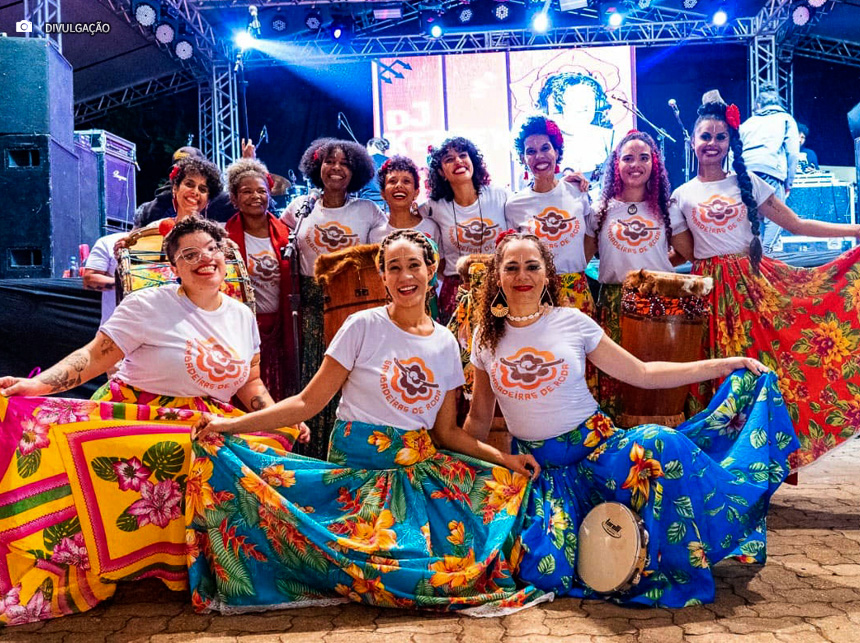 Fim de semana com festivais de música, feira, teatro e exposições