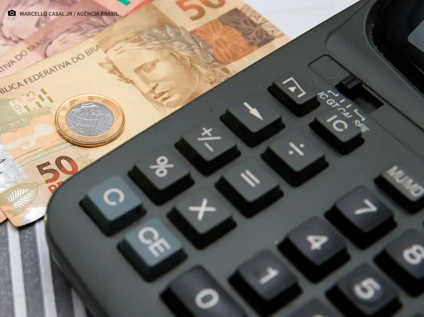 Senado aprova isenção de Imposto de Renda para quem ganha até dois salários mínimos