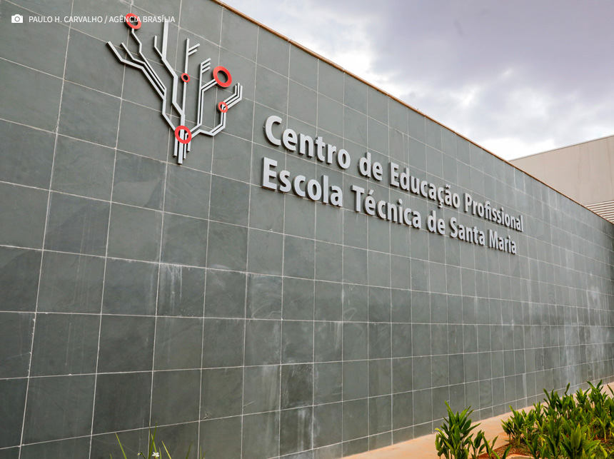 Estudantes da Escola Técnica de Santa Maria apresentam ideias empreendedoras