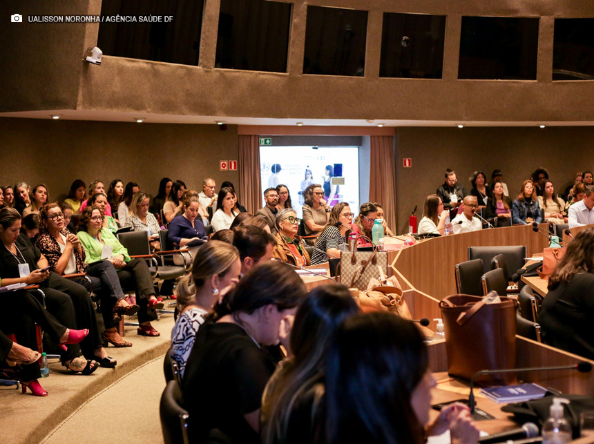 Último dia de fóruns traz debate sobre vírus respiratórios e estratégias de vacinação em escolas