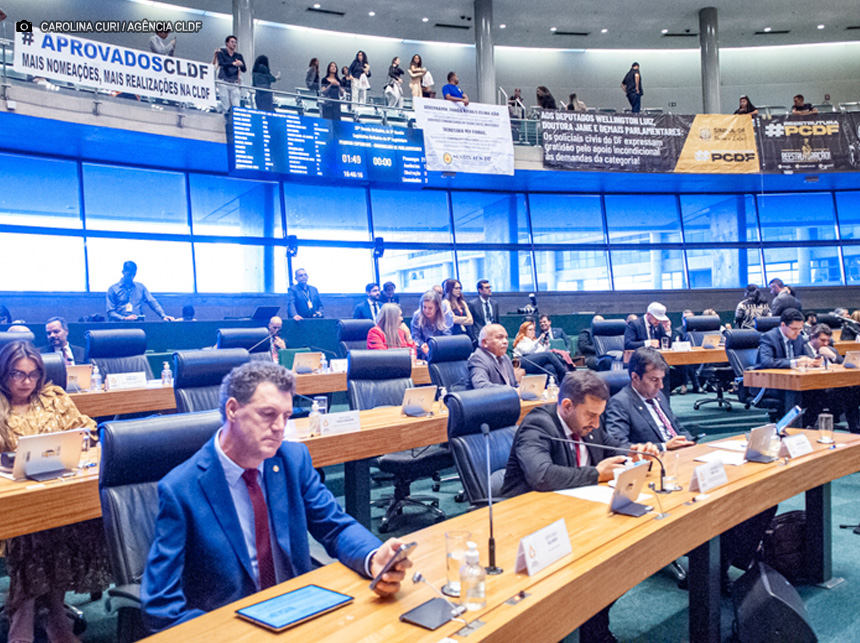 Distritais debatem problemas da saúde pública no DF