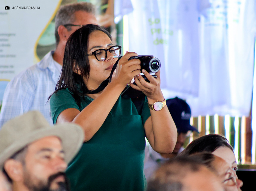 Prorrogadas inscrições para cursos de fotografia e informática para mulheres em São Sebastião