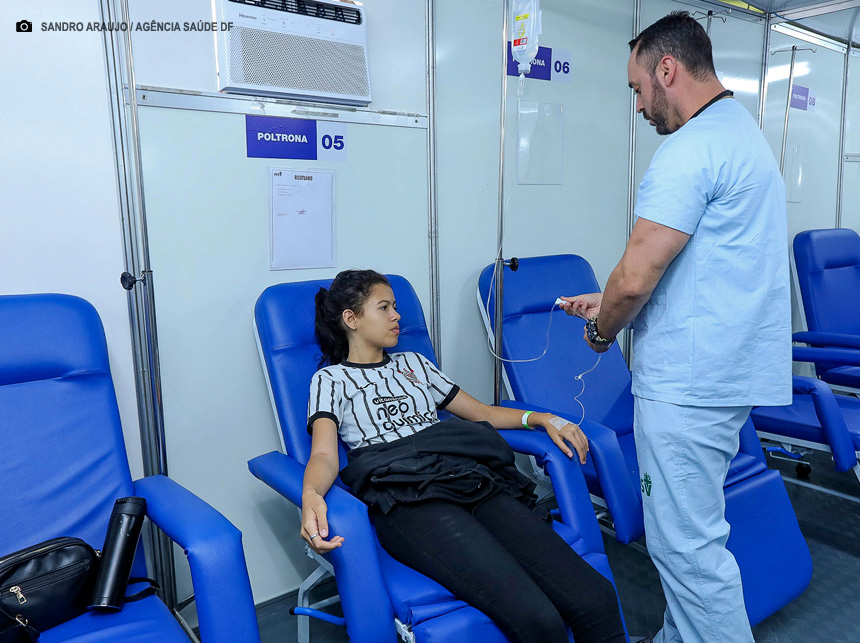 Mais de 30 mil pacientes com suspeita de dengue são atendidos nas tendas de acolhimento