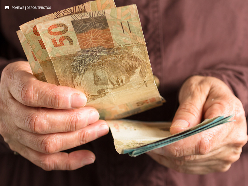 Governo oficializa congelamento de R$ 15 bilhões no Orçamento