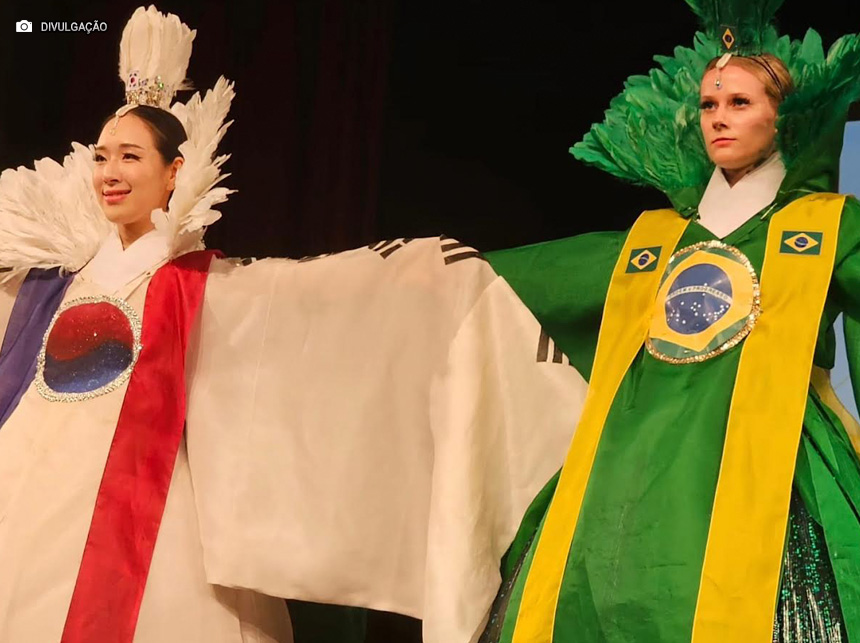 Desfile de Hanbok coreano: Primeira vez no País