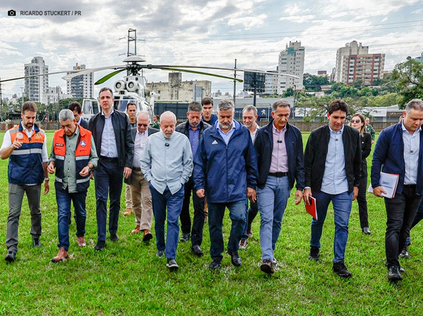 “Não haverá impedimento de burocracia para que a gente recupere a grandiosidade desse Estado”, diz Lula em Porto Alegre