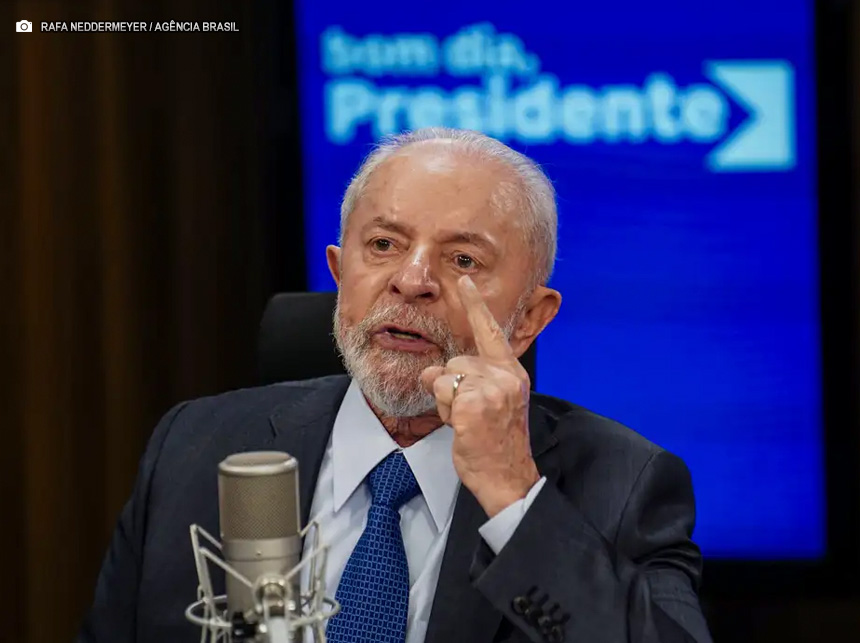 Lula exalta trabalho de voluntários no RS e condena fake news