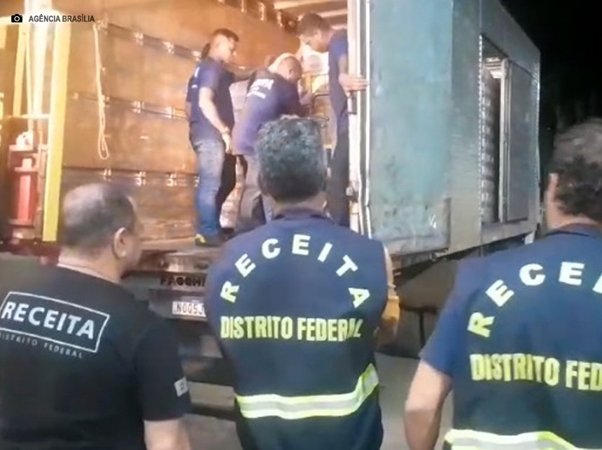 Fiscalização apreende mais de R$ 1 milhão em mercadorias irregulares