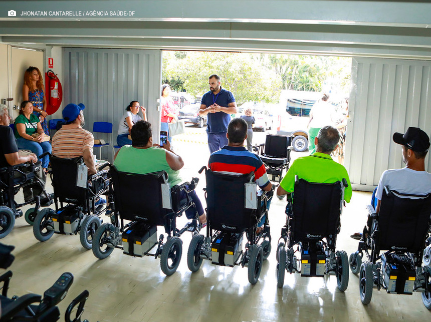 Saúde do DF deve entregar 5.087 cadeiras de rodas até agosto