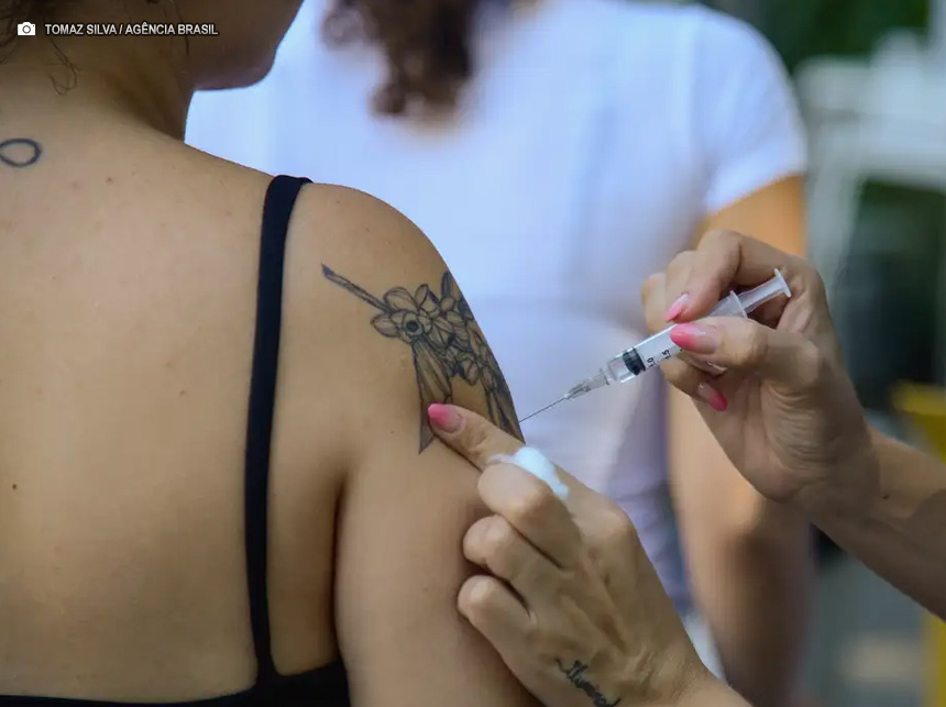 Vacinação contra gripe é ampliada para público acima de 6 meses