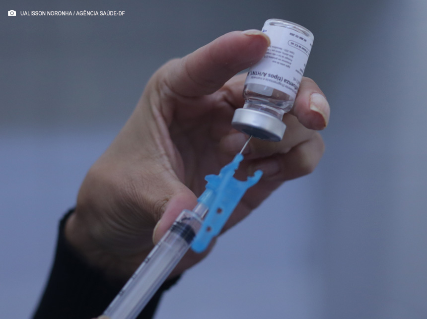 Saúde disponibiliza vacina contra a gripe em mais de 100 salas de vacina no DF