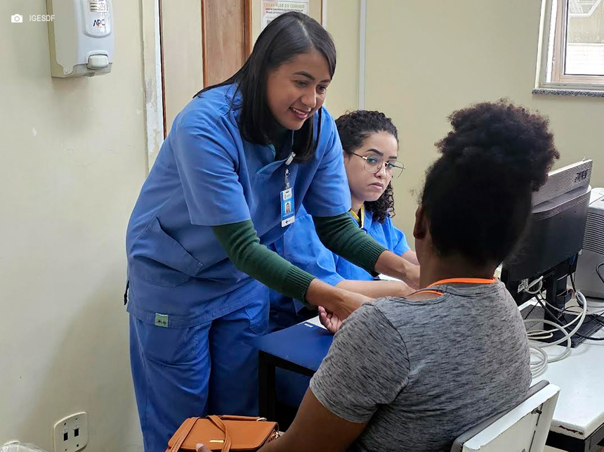 Centro Obstétrico do HRSM disponibiliza enfermeiras obstetras em sala de triagem para oferecer avaliação inicial criteriosa às gestantes