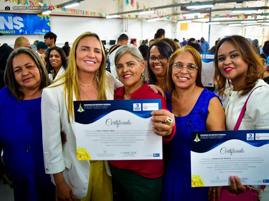 Fábrica Social forma mais 100 costureiros e projeta 600 novas vagas