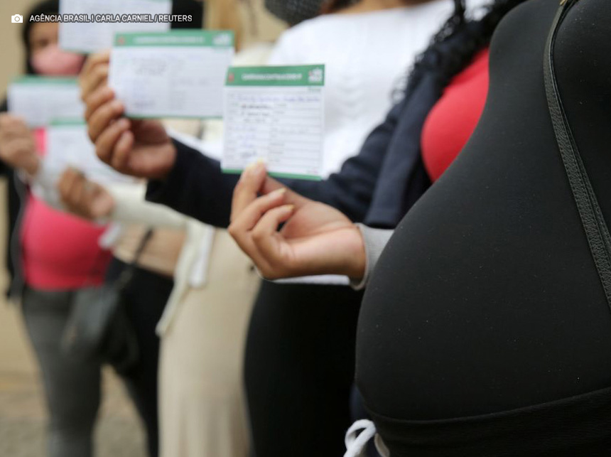 Médicos alertam gestantes sobre importância da vacinação no pré-natal