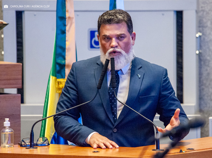 CLDF aprova projeto que reforça competência da enfermagem na prescrição de medicamentos