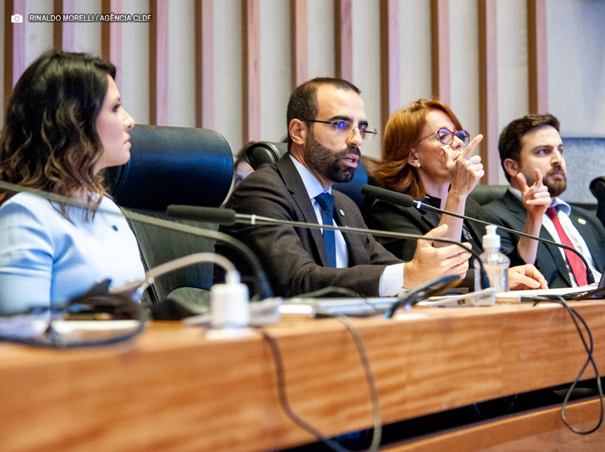 Manzoni lança Frente Parlamentar da Nefrologia