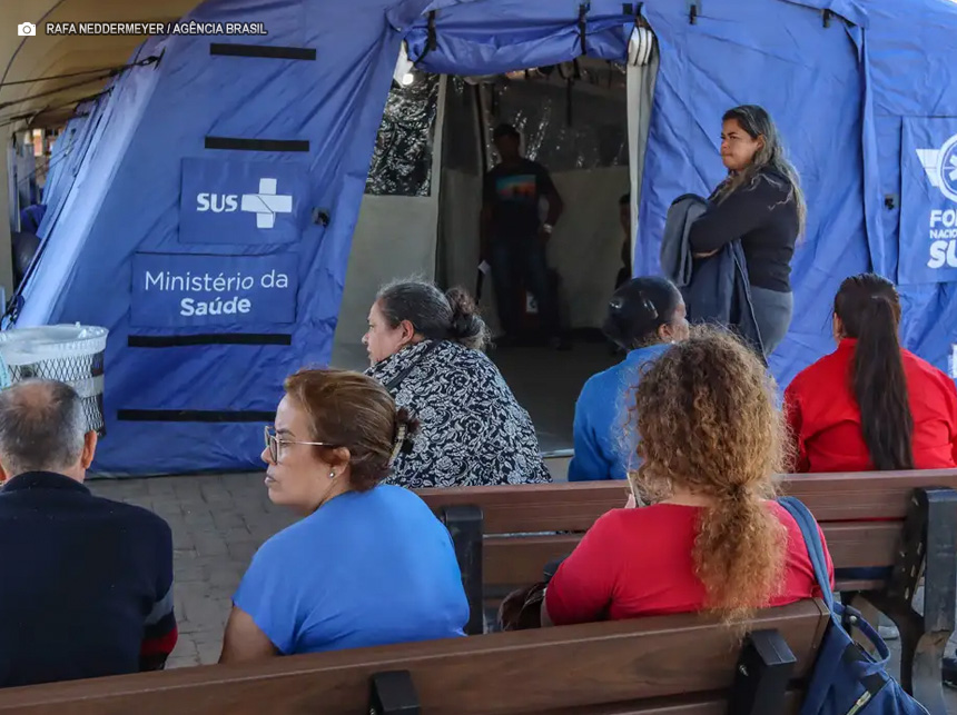 Rio Grande do Sul quer evitar que doenças se alastrem após enchentes