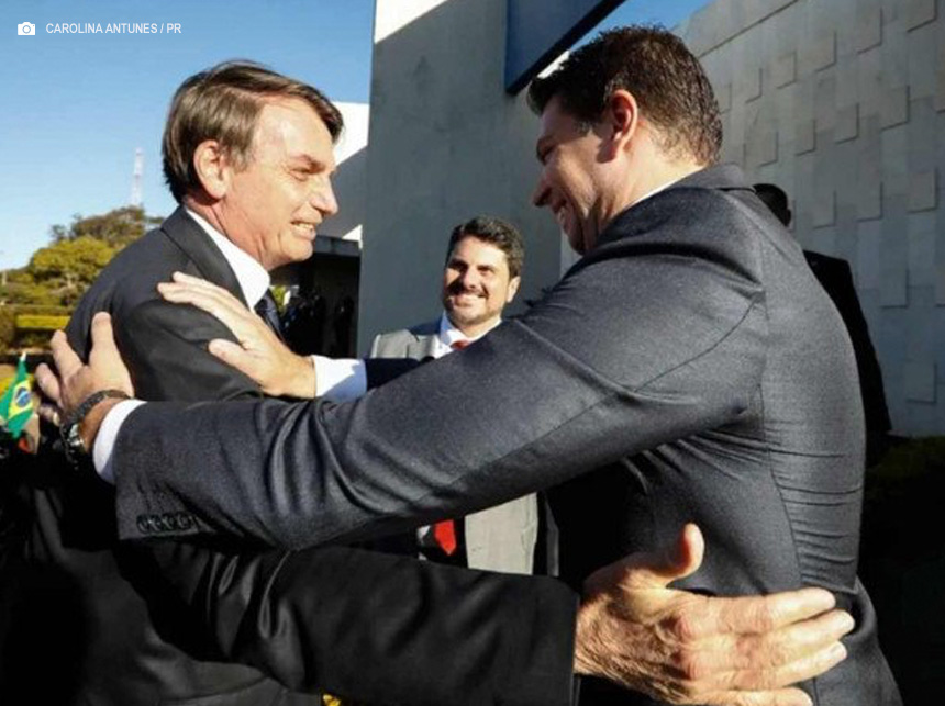 Abin aparelhada: Moraes retira sigilo de áudio de conversa de Bolsonaro