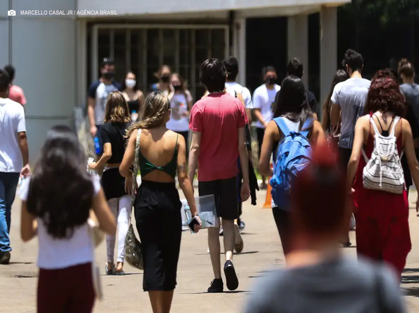 Fies: inscrições para vagas remanescentes terminam nesta segunda