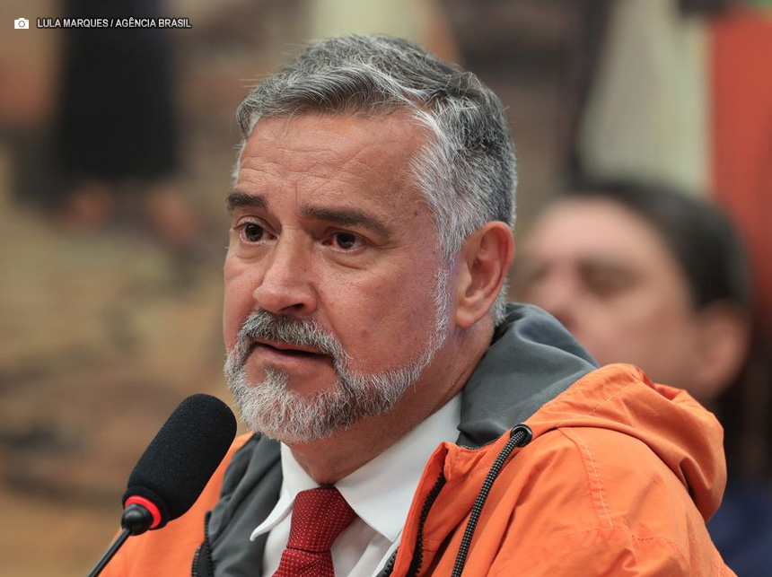 Auxílio Reconstrução: governo suspeita de 300 mil fraudes em pedidos