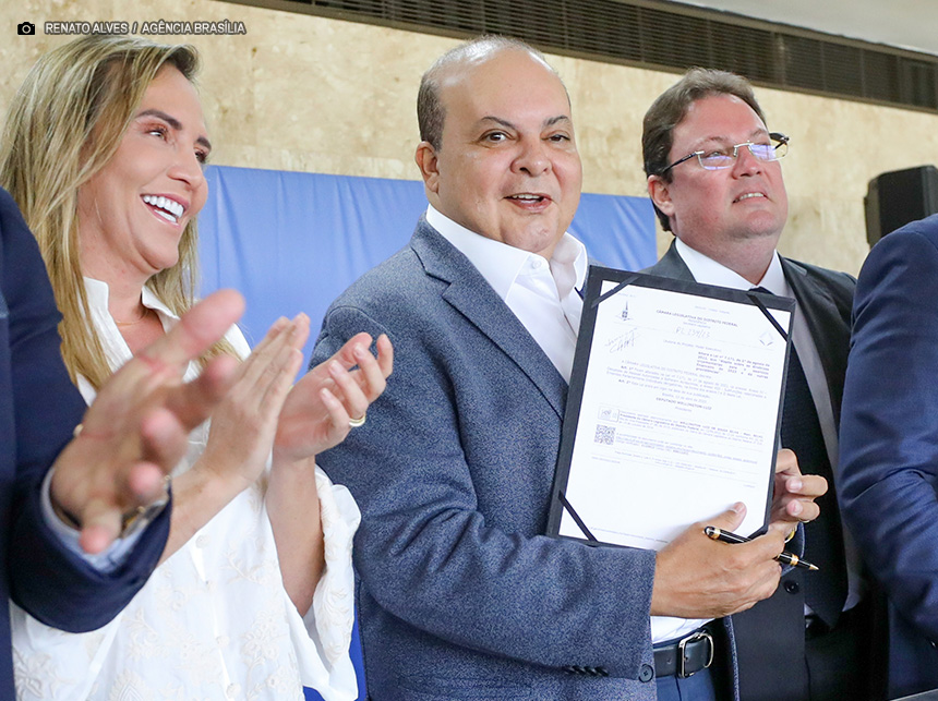 Segunda parcela do reajuste dos servidores do GDF deve ser pago na folha de julho