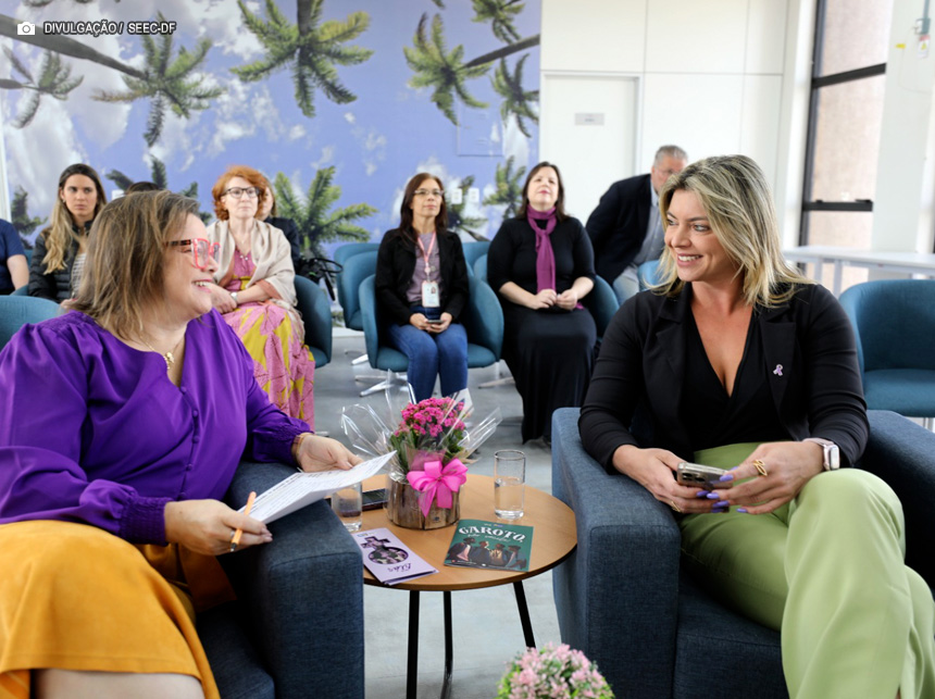 Agosto Lilás: Live aborda formas de violência contra a mulher e estimula a denúncia