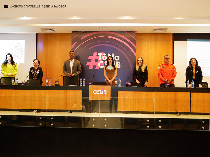 Seminários abordam temas referentes ao aleitamento materno