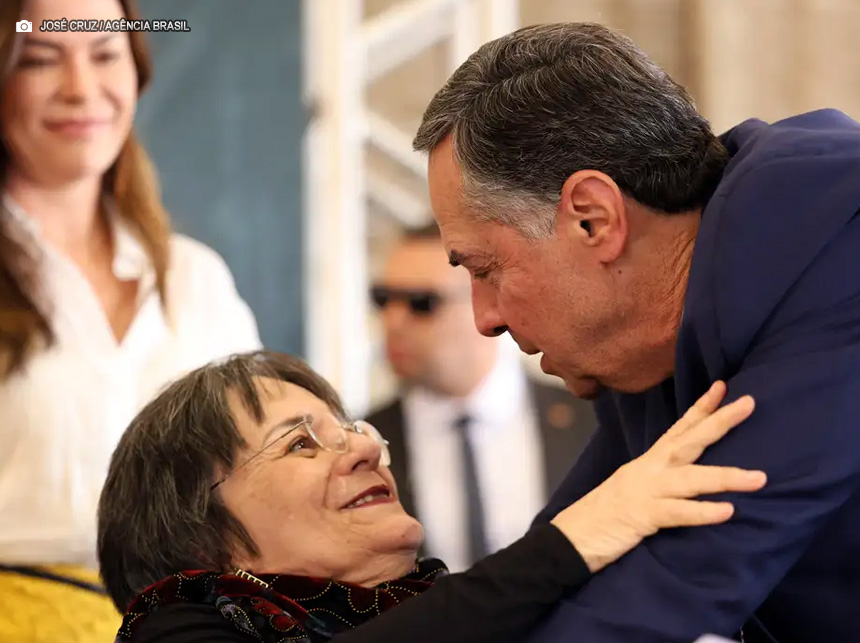 Presidente do STF, Barroso pede desculpas à Maria da Penha por omissão