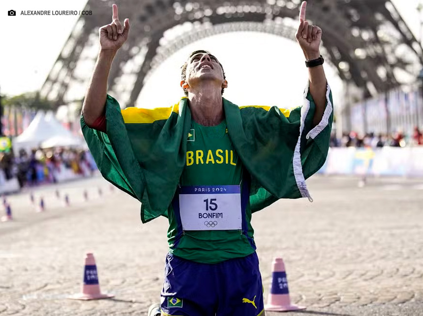 Com apoio do GDF, brasiliense Caio Bonfim é medalha de prata no atletismo em Paris