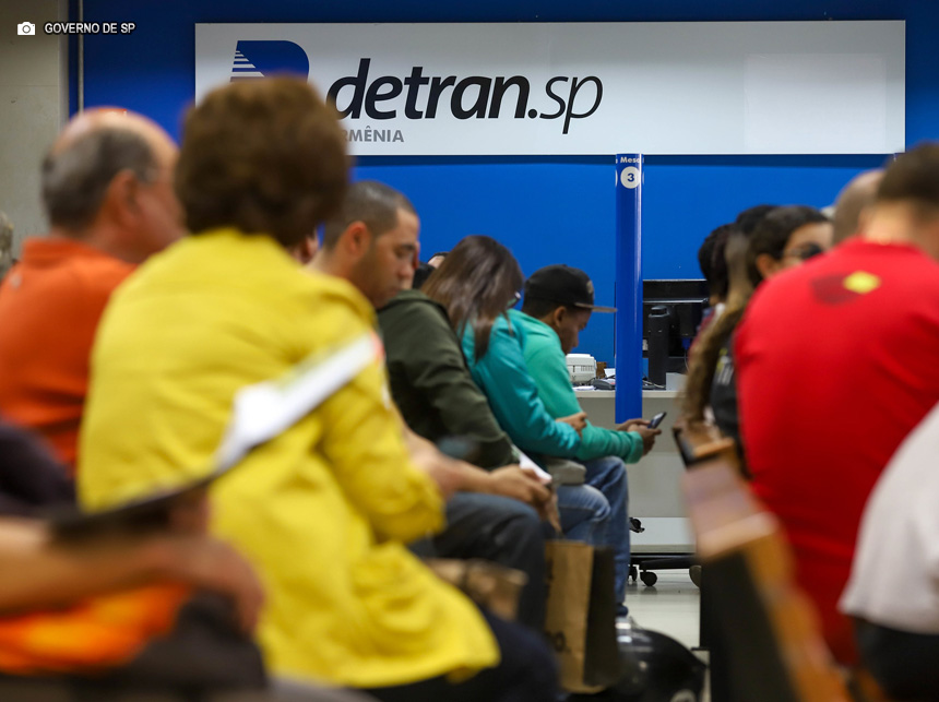 Novo golpe telefônico faz cobrança financeira em nome do Detran-SP