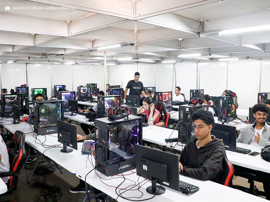 Iniciativa do GDF oferece capacitação profissional no mercado de games