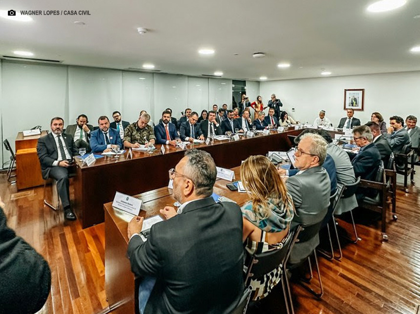 Governo e estados devem focar ações em 21 municípios responsáveis por mais da metade dos incêndios amazônicos