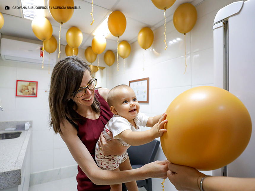 Sedes-DF regulamenta redução de jornada de trabalho para servidoras lactantes