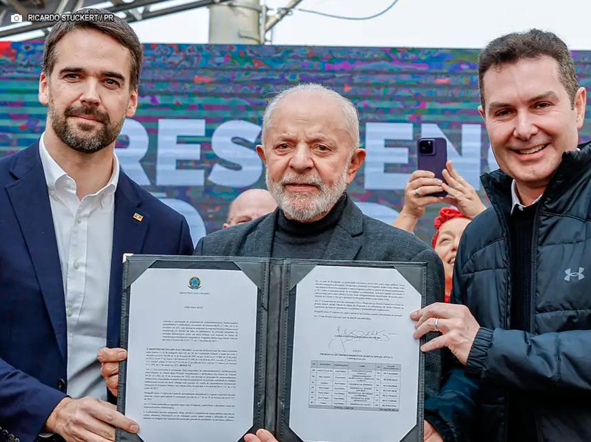 Lula inaugura Centro de Oncologia e Hematologia em Porto Alegre