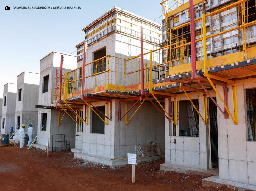 Com infraestrutura em execução, Codhab anuncia mais 7 mil unidades habitacionais no Alto Mangueiral