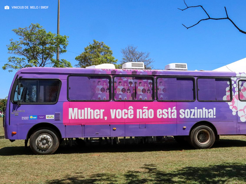 Agosto Lilás conta com ações de sensibilização e acolhimento às mulheres em dez regiões do DF