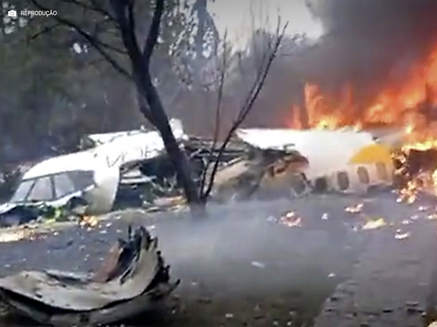 Queda de aeronave da Voepass: Prefeitura de Vinhedo apoiará quem ficou traumatizado com acidente; Confira algumas imagens