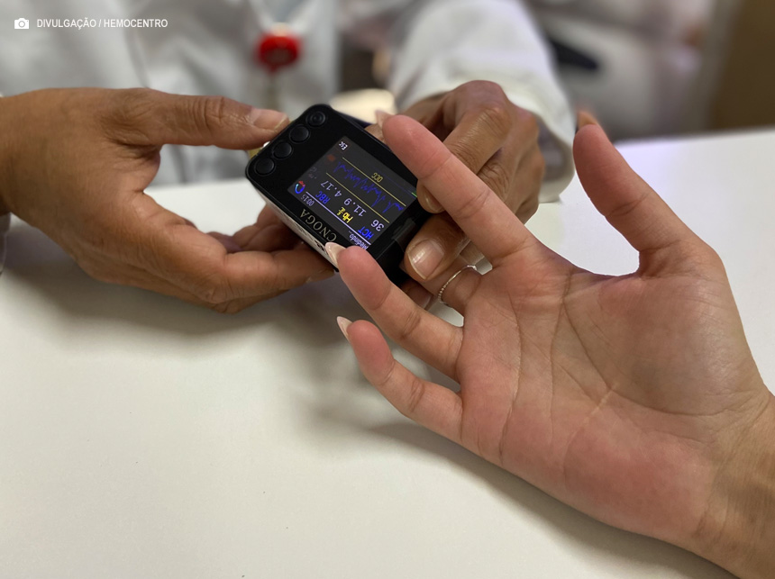 Novo método elimina furo no dedo em testes para doação de sangue no Hemocentro de Brasília