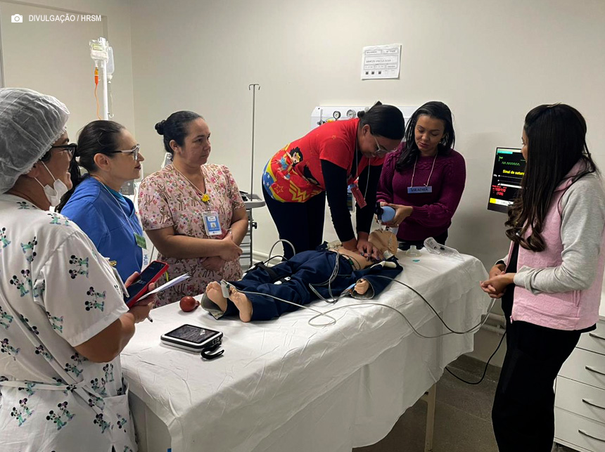 Profissionais do HRSM são capacitados sobre parada cardiorrespiratória em pediatria