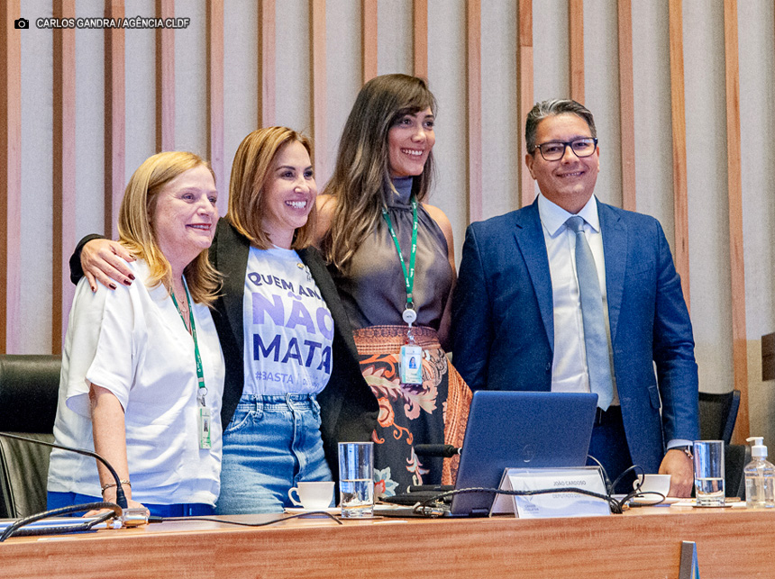 CLDF dá início à formação de servidores para combater a violência contra a mulher