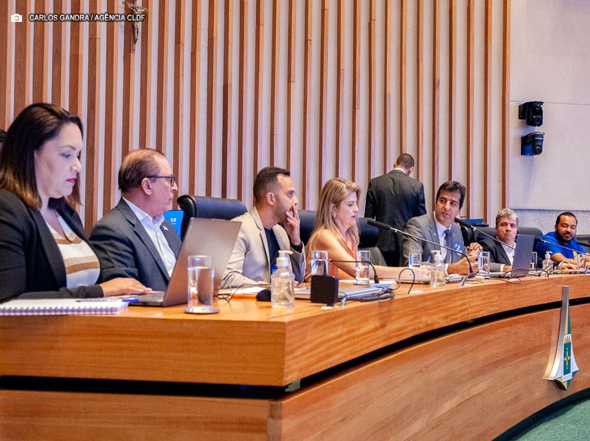 CLDF: Comissão geral questiona déficit de profissionais na rede pública de saúde do DF