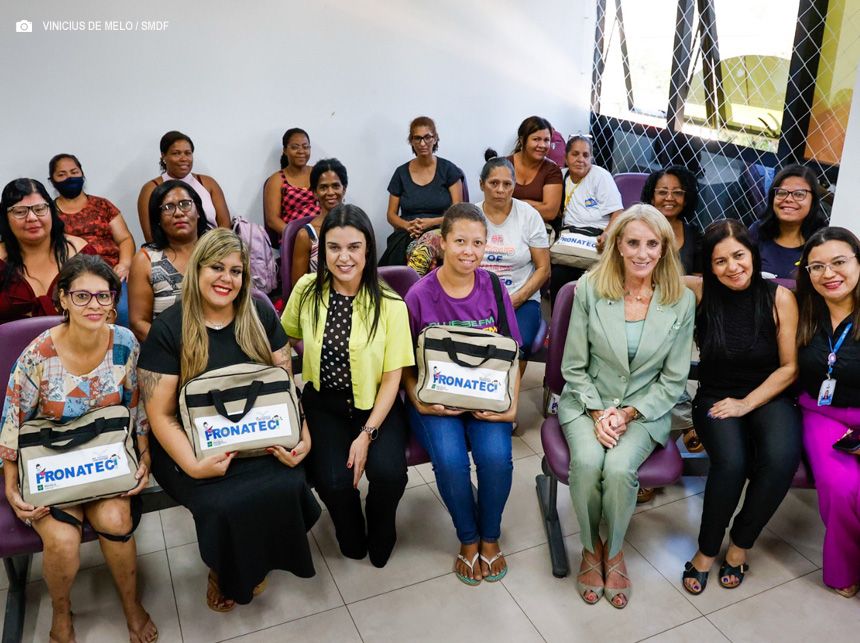 Casa da Mulher Brasileira recebe doações da Embaixada dos Estados Unidos