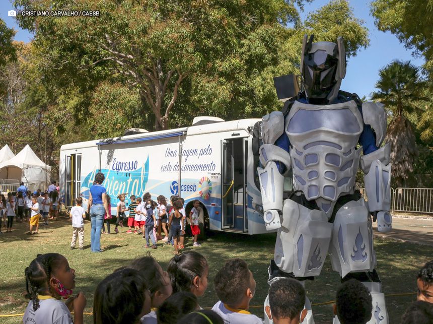 Projeto Expresso Ambiental da Caesb recebe reconhecimento educacional