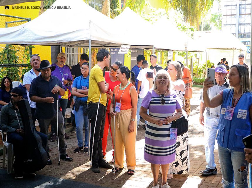 Feira discute os desafios e avanços da pessoa com deficiência visual no DF