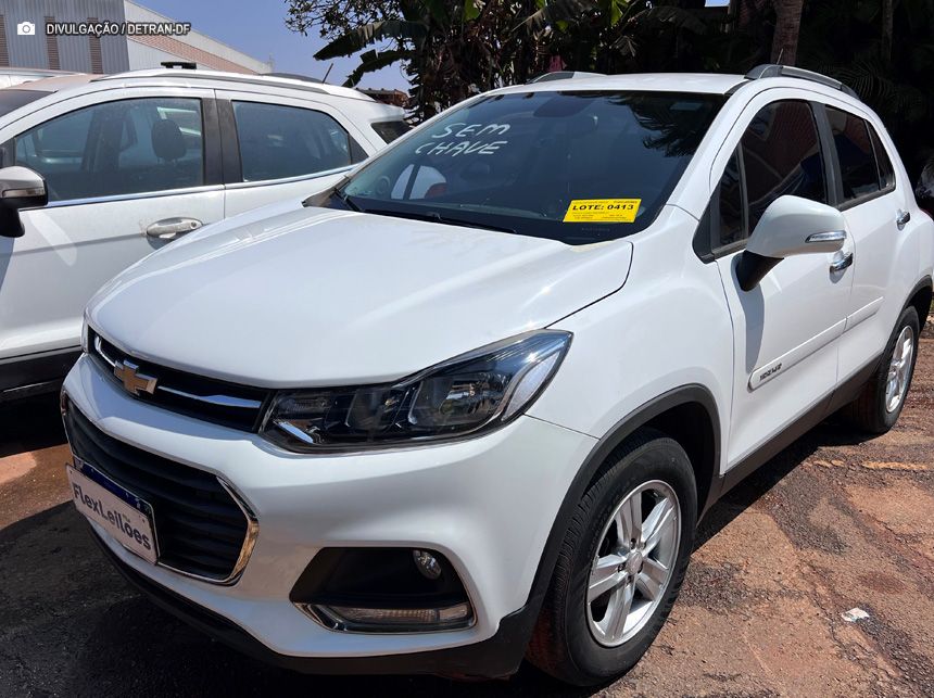 Detran realiza leilão de veículos e sucatas que podem ser examinados até esta sexta (27)