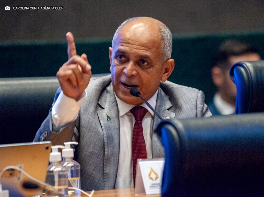 Pepa apresenta projeto de lei para enfrentamento das queimadas no DF