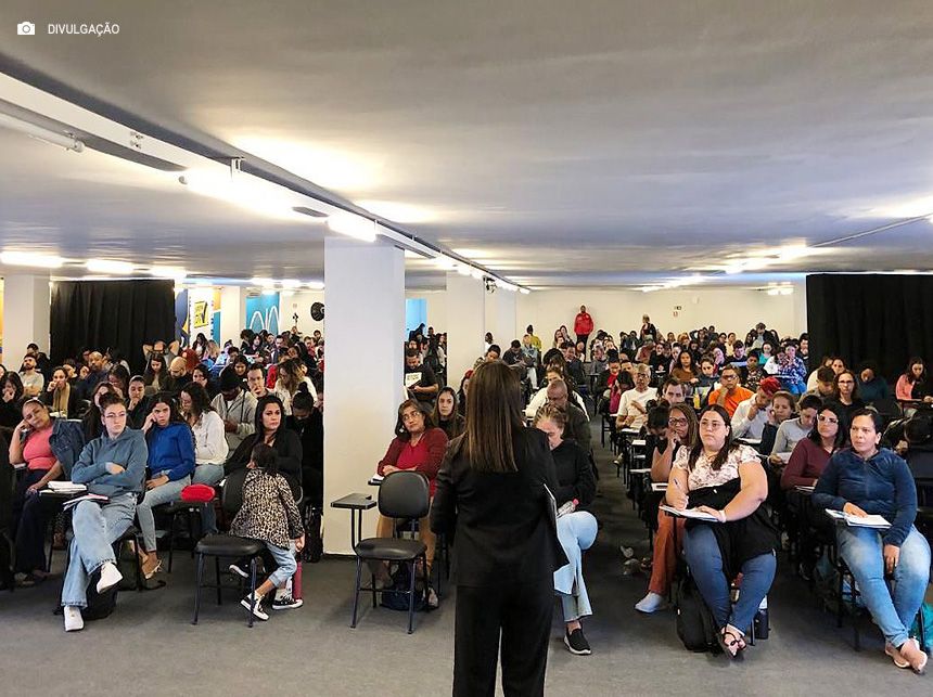 Projeto Aprova DF leva aulas preparatórias gratuitas de concursos para a população