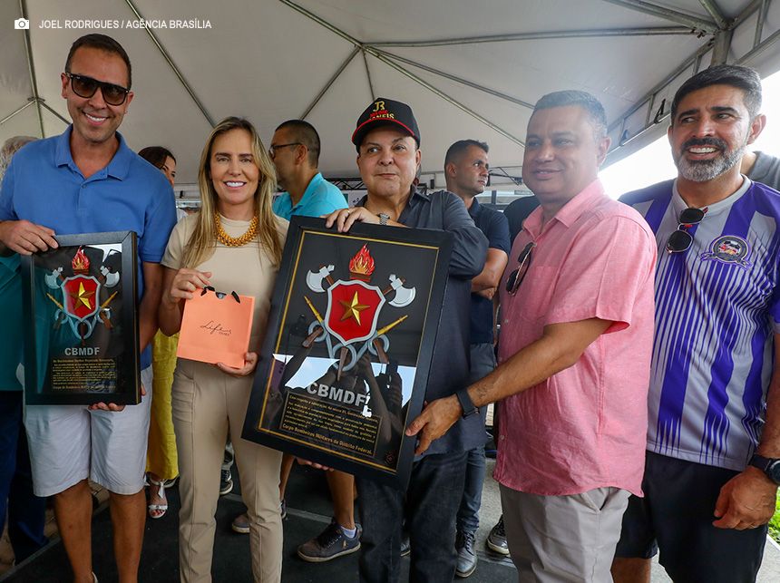 Bombeiros agradecem GDF pela maior promoção da história da corporação