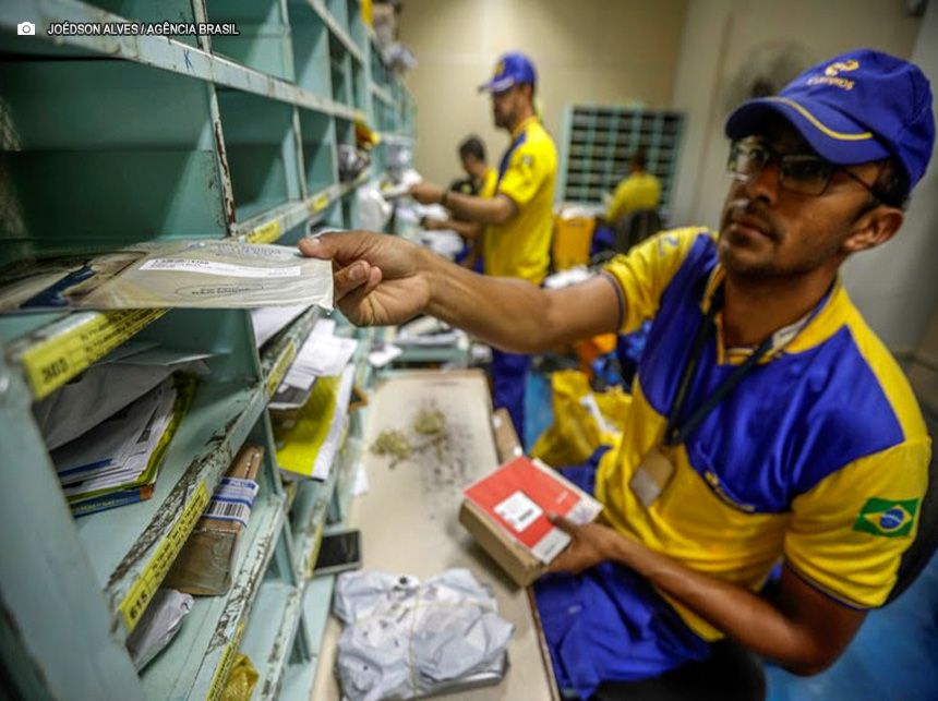Correios anunciam concurso para 3.511 vagas com salários de até R$ 6,8 mil