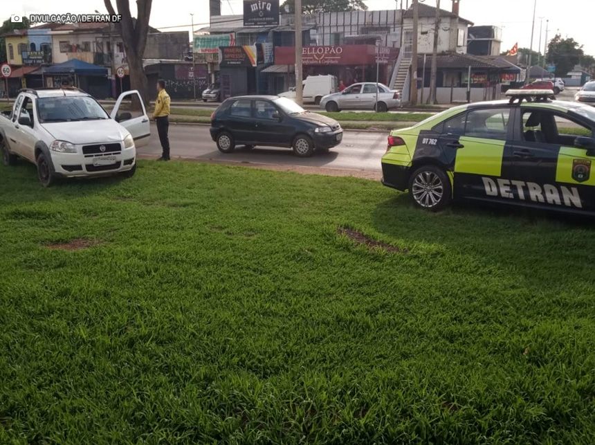 Em fiscalização Detran autua 49 condutores alcoolizados no fim de semana